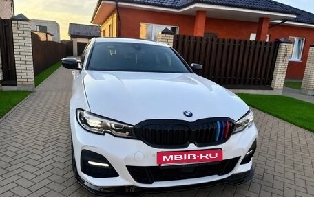 BMW 3 серия, 2019 год, 3 700 000 рублей, 2 фотография