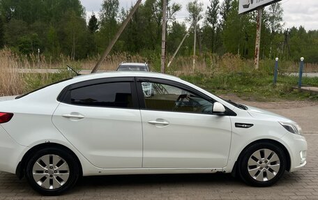 KIA Rio III рестайлинг, 2013 год, 750 000 рублей, 2 фотография