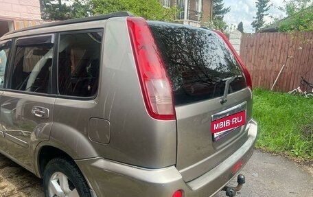 Nissan X-Trail, 2005 год, 670 000 рублей, 5 фотография