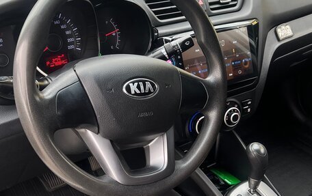 KIA Rio III рестайлинг, 2013 год, 750 000 рублей, 10 фотография