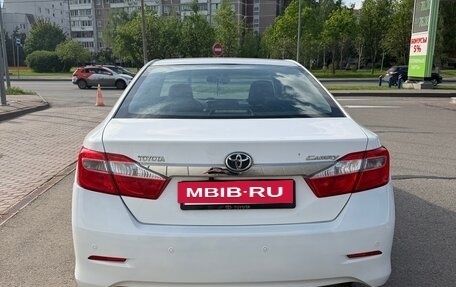 Toyota Camry, 2014 год, 1 750 000 рублей, 5 фотография