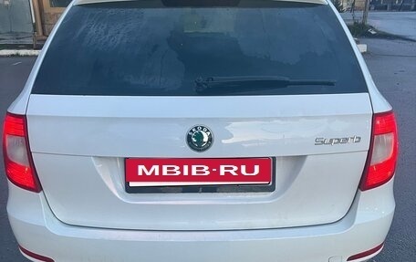 Skoda Superb III рестайлинг, 2011 год, 1 000 000 рублей, 6 фотография