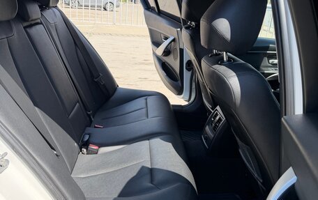 BMW 3 серия, 2018 год, 1 800 000 рублей, 8 фотография