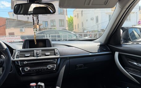 BMW 3 серия, 2018 год, 1 800 000 рублей, 10 фотография