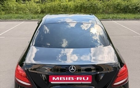 Mercedes-Benz E-Класс, 2019 год, 4 650 000 рублей, 10 фотография
