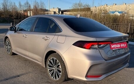 Toyota Corolla, 2019 год, 2 450 000 рублей, 5 фотография