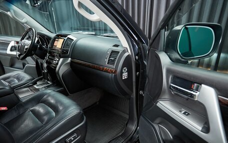 Toyota Land Cruiser 200, 2012 год, 3 697 000 рублей, 13 фотография