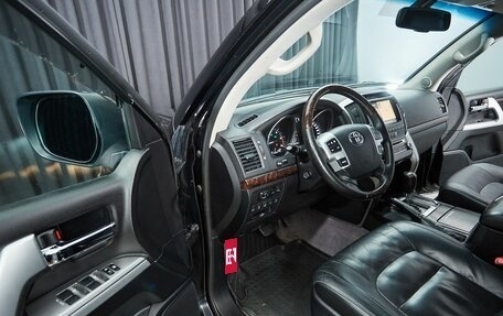 Toyota Land Cruiser 200, 2012 год, 3 697 000 рублей, 16 фотография