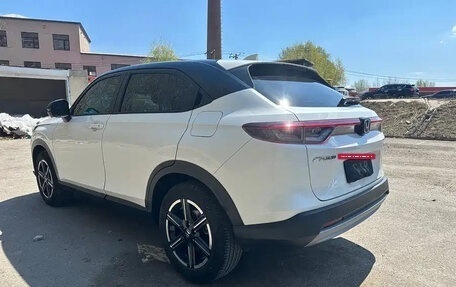 Honda Vezel, 2023 год, 1 850 006 рублей, 8 фотография