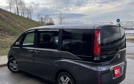 Honda Stepwgn IV, 2015 год, 1 350 000 рублей, 5 фотография