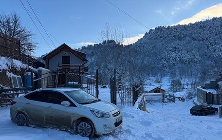 Hyundai Solaris II рестайлинг, 2012 год, 820 000 рублей, 12 фотография