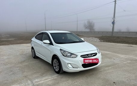 Hyundai Solaris II рестайлинг, 2012 год, 820 000 рублей, 7 фотография