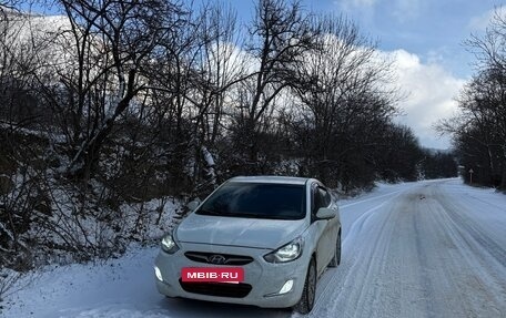 Hyundai Solaris II рестайлинг, 2012 год, 820 000 рублей, 11 фотография
