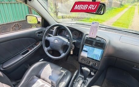 Toyota Avensis III рестайлинг, 2001 год, 900 000 рублей, 16 фотография
