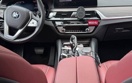 BMW 5 серия, 2022 год, 4 990 000 рублей, 9 фотография