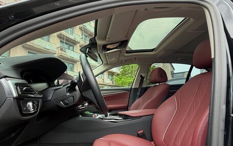 BMW 5 серия, 2022 год, 4 990 000 рублей, 16 фотография