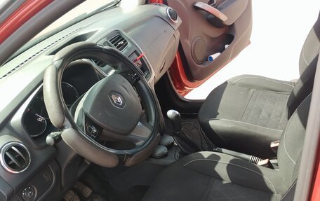 Renault Sandero II рестайлинг, 2015 год, 800 000 рублей, 12 фотография