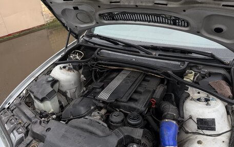 BMW 3 серия, 2001 год, 550 000 рублей, 11 фотография