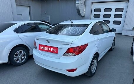 Hyundai Solaris II рестайлинг, 2013 год, 899 900 рублей, 3 фотография