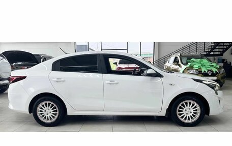 KIA Rio IV, 2021 год, 1 749 000 рублей, 9 фотография