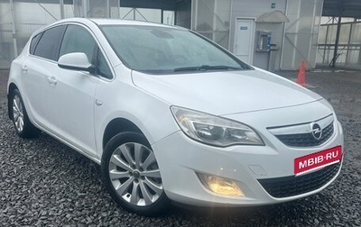 Opel Astra J, 2012 год, 610 000 рублей, 1 фотография