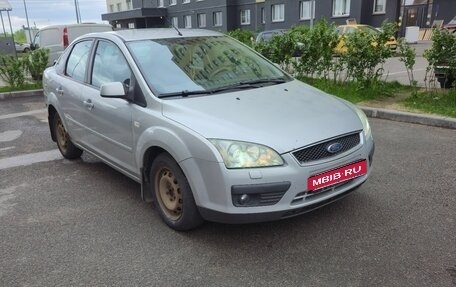 Ford Focus II рестайлинг, 2005 год, 410 000 рублей, 1 фотография