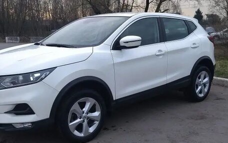 Nissan Qashqai, 2020 год, 1 750 000 рублей, 2 фотография