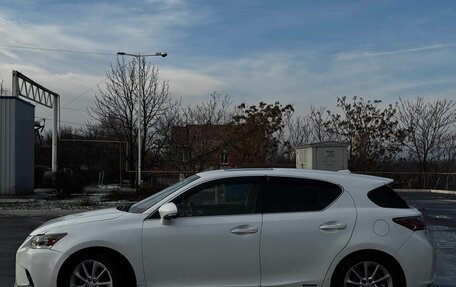 Lexus CT I рестайлинг, 2011 год, 1 270 000 рублей, 2 фотография