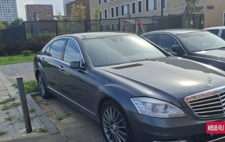 Mercedes-Benz S-Класс, 2013 год, 2 500 000 рублей, 8 фотография