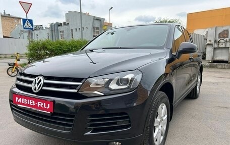 Volkswagen Touareg III, 2012 год, 2 360 000 рублей, 2 фотография