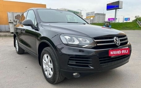 Volkswagen Touareg III, 2012 год, 2 360 000 рублей, 3 фотография
