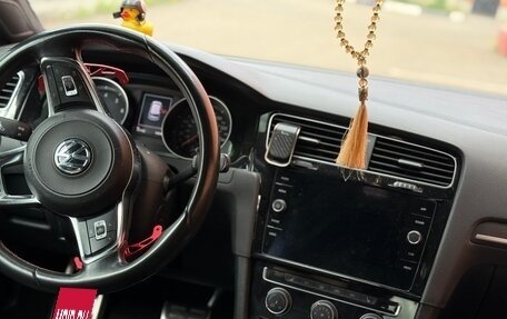 Volkswagen Golf GTI VII, 2020 год, 2 750 000 рублей, 10 фотография