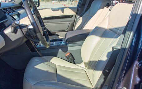 Land Rover Discovery IV, 2018 год, 4 000 000 рублей, 9 фотография