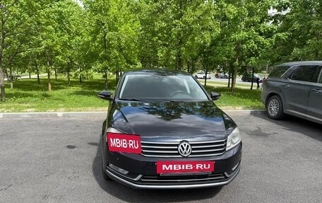 Volkswagen Passat B7, 2012 год, 1 059 000 рублей, 2 фотография