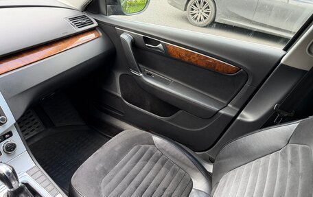 Volkswagen Passat B7, 2012 год, 1 059 000 рублей, 23 фотография
