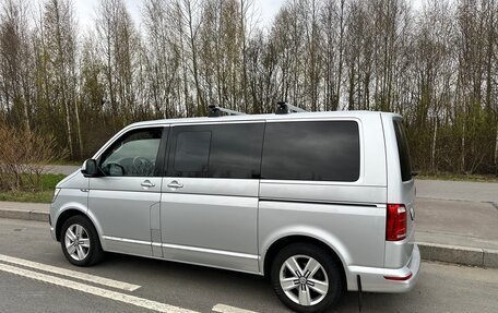 Volkswagen Multivan T6 рестайлинг, 2015 год, 3 000 000 рублей, 7 фотография