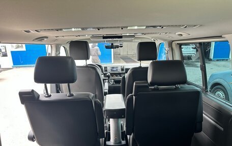 Volkswagen Multivan T6 рестайлинг, 2015 год, 3 000 000 рублей, 14 фотография
