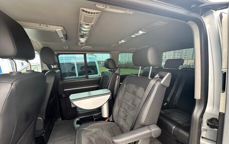 Volkswagen Multivan T6 рестайлинг, 2015 год, 3 000 000 рублей, 20 фотография