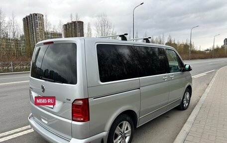 Volkswagen Multivan T6 рестайлинг, 2015 год, 3 000 000 рублей, 5 фотография