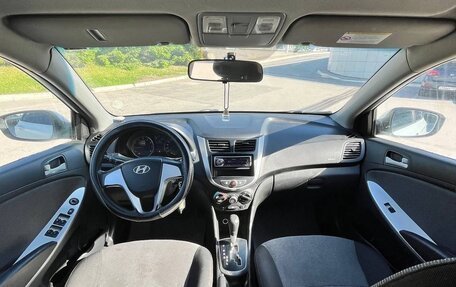 Hyundai Solaris II рестайлинг, 2011 год, 615 000 рублей, 7 фотография