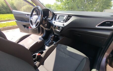 Hyundai Solaris II рестайлинг, 2018 год, 975 000 рублей, 14 фотография