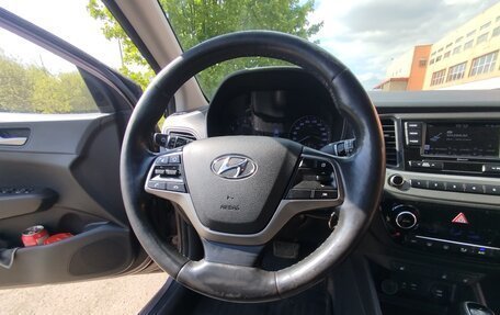 Hyundai Solaris II рестайлинг, 2018 год, 975 000 рублей, 16 фотография