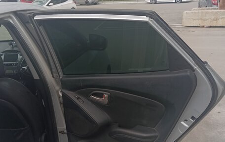 Hyundai ix35 I рестайлинг, 2013 год, 1 050 000 рублей, 10 фотография