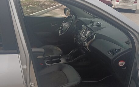 Hyundai ix35 I рестайлинг, 2013 год, 1 050 000 рублей, 15 фотография
