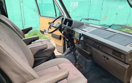 Volkswagen Transporter T3, 1989 год, 1 990 000 рублей, 38 фотография
