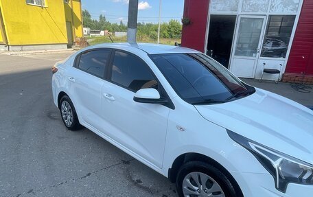 KIA Rio IV, 2020 год, 1 500 000 рублей, 3 фотография