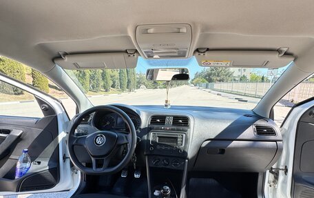 Volkswagen Polo VI (EU Market), 2018 год, 650 000 рублей, 12 фотография