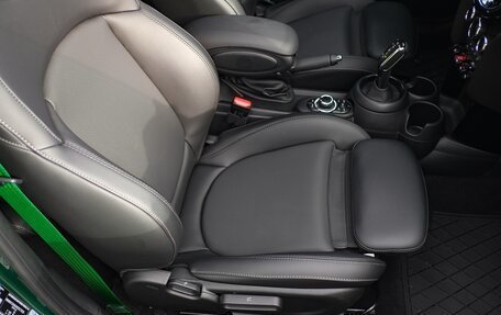 MINI Hatch, 2021 год, 2 850 000 рублей, 6 фотография