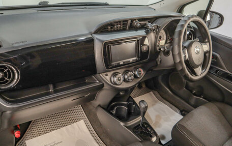 Toyota Vitz, 2019 год, 1 179 000 рублей, 16 фотография