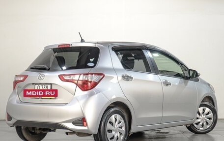 Toyota Vitz, 2019 год, 1 179 000 рублей, 7 фотография